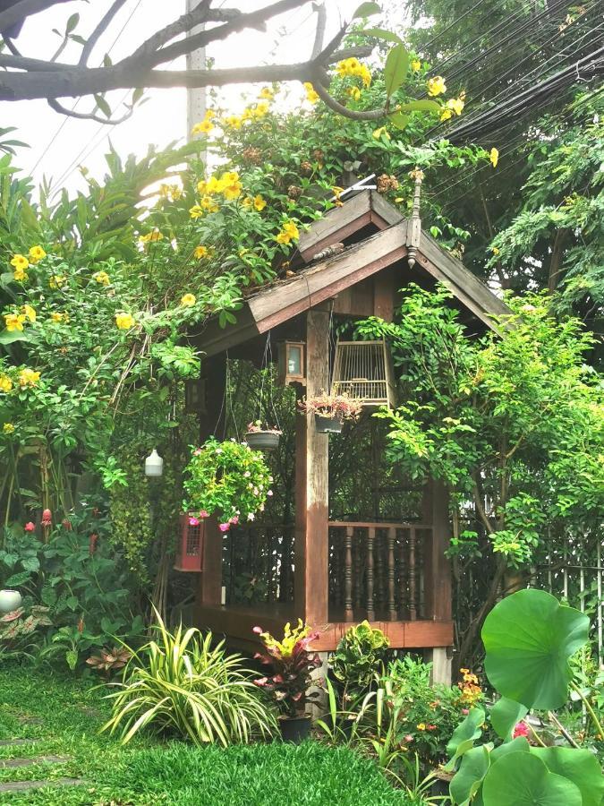 Chiangmai Singharat Road Villa Чиангмай Экстерьер фото