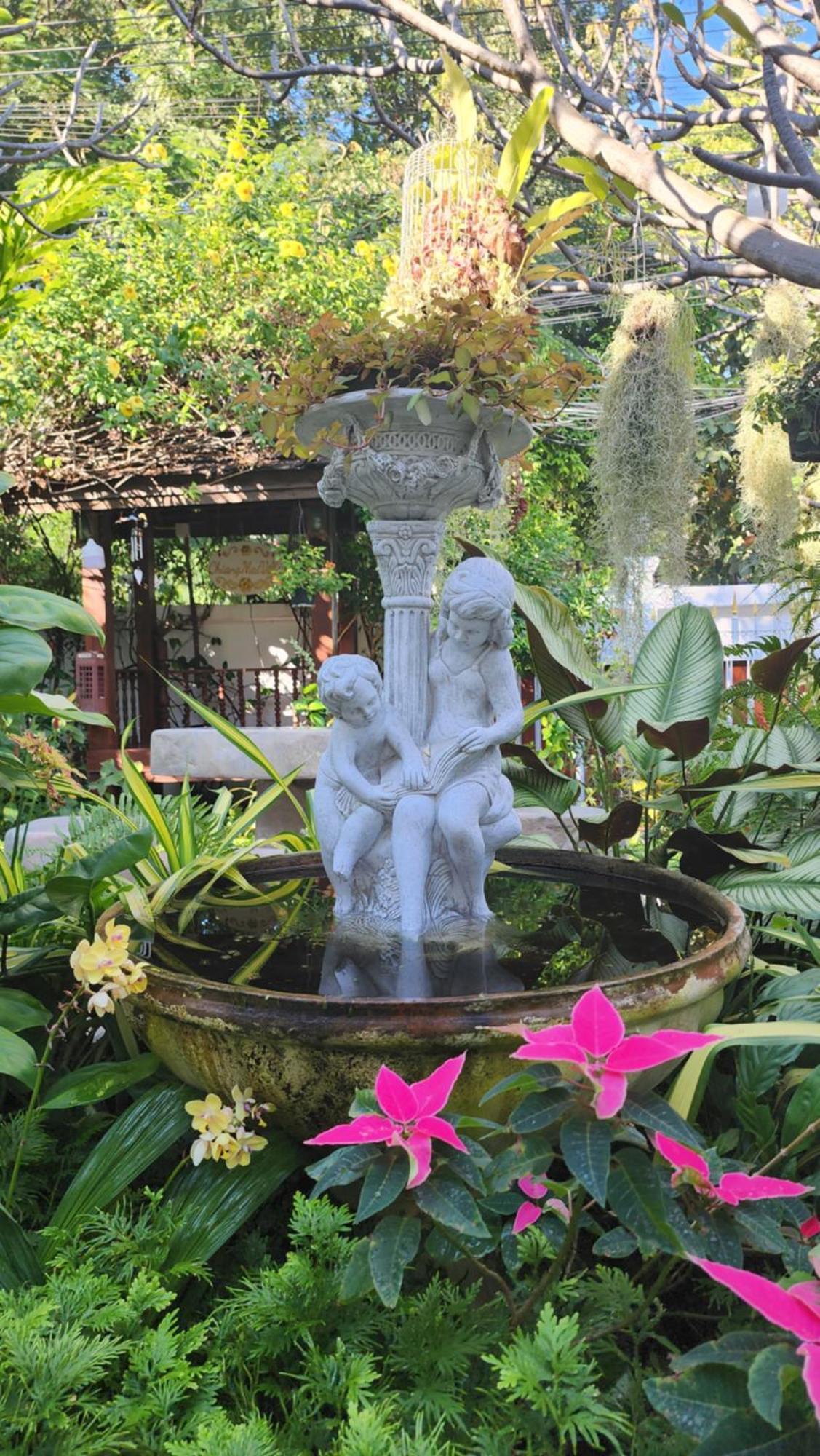 Chiangmai Singharat Road Villa Чиангмай Экстерьер фото