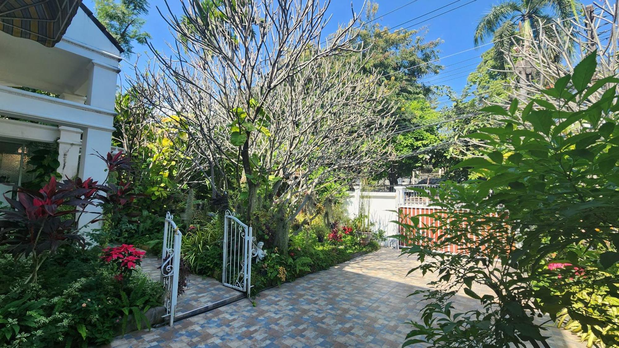 Chiangmai Singharat Road Villa Чиангмай Экстерьер фото