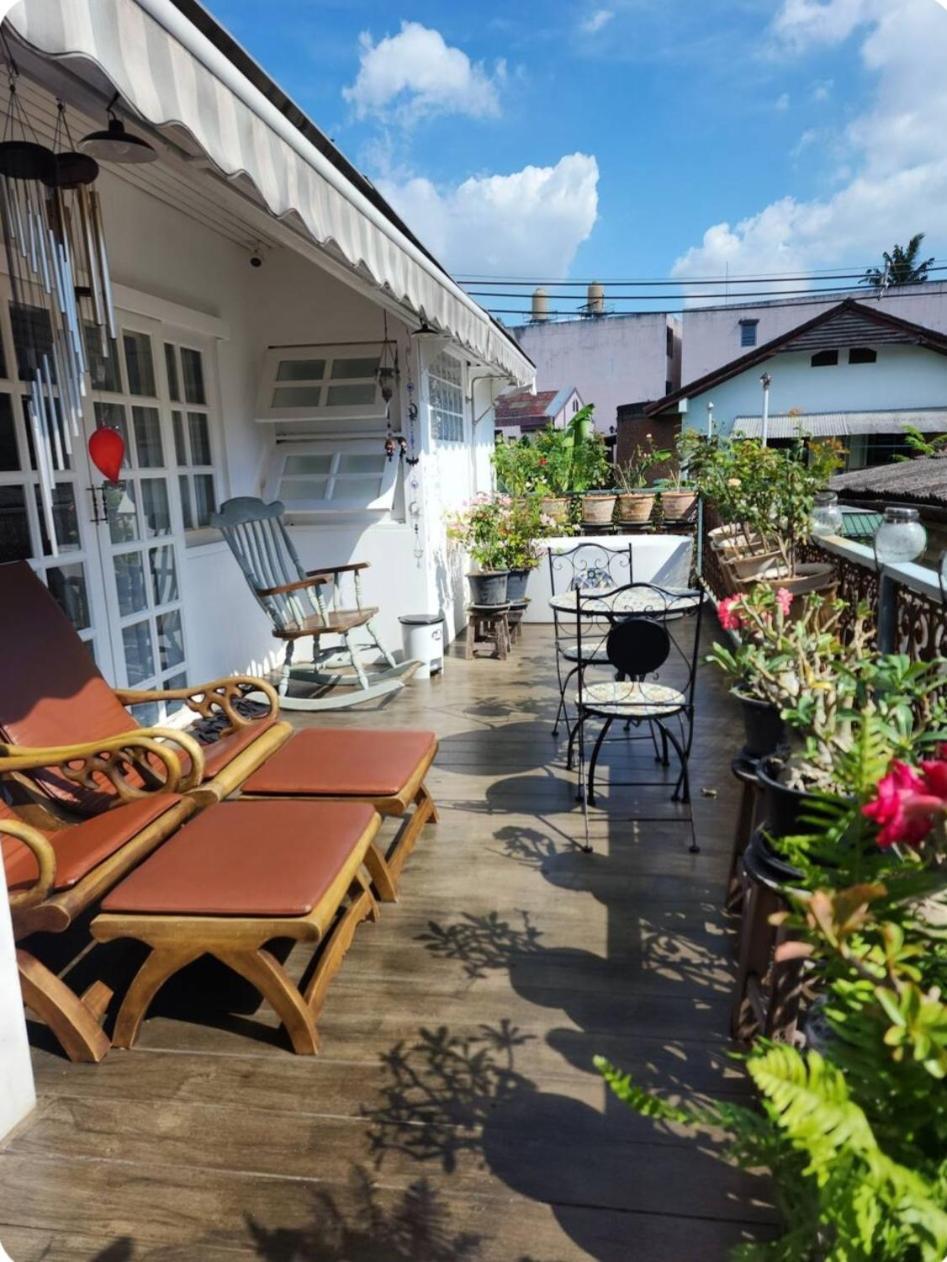 Chiangmai Singharat Road Villa Чиангмай Экстерьер фото