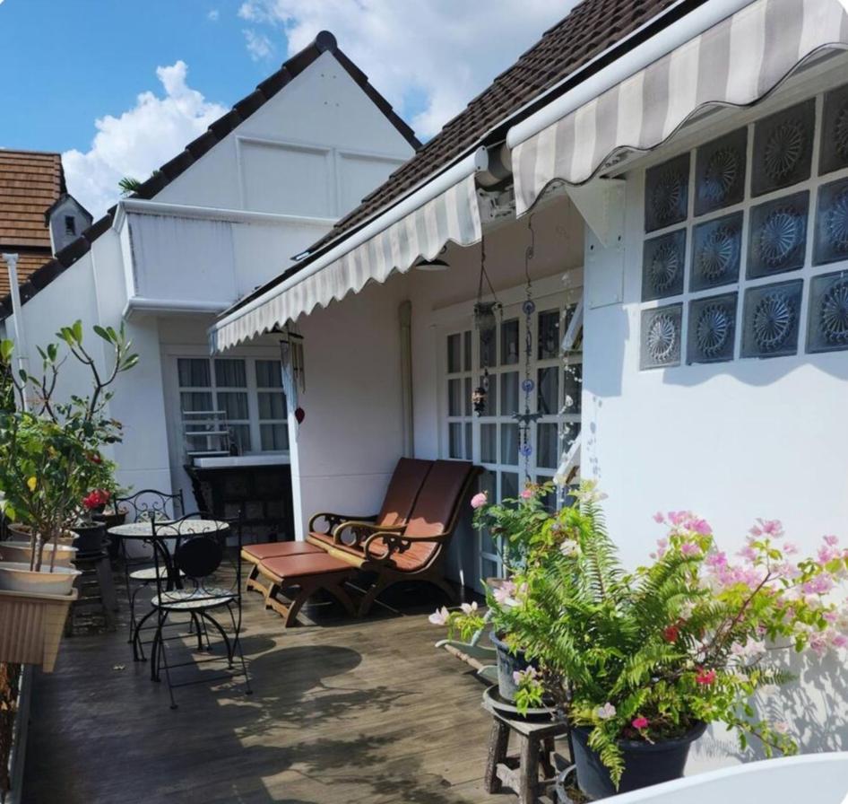 Chiangmai Singharat Road Villa Чиангмай Экстерьер фото